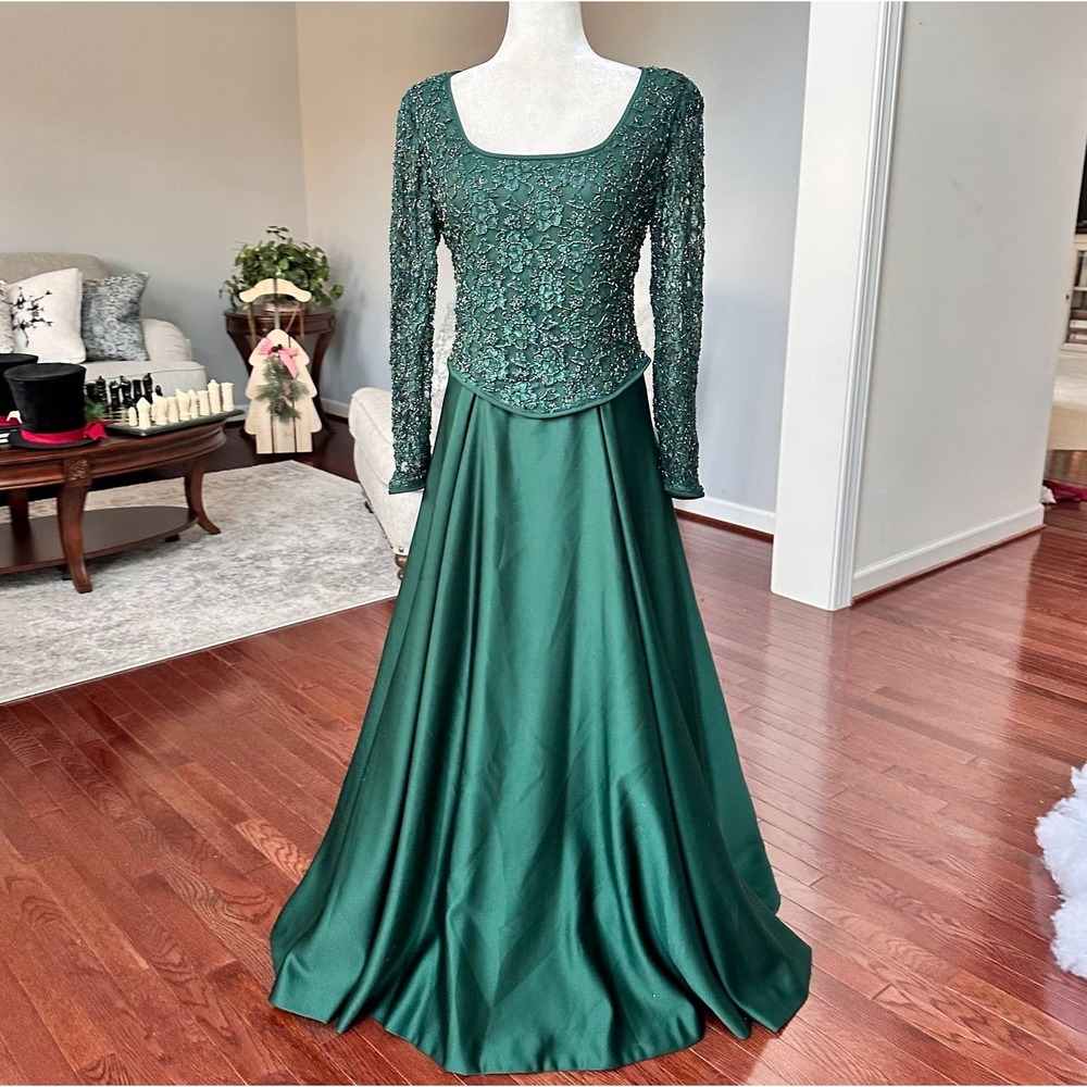 Cattiva Forest Green Embellished Beaded Long Sleeve Scoop Neck Gown Dress